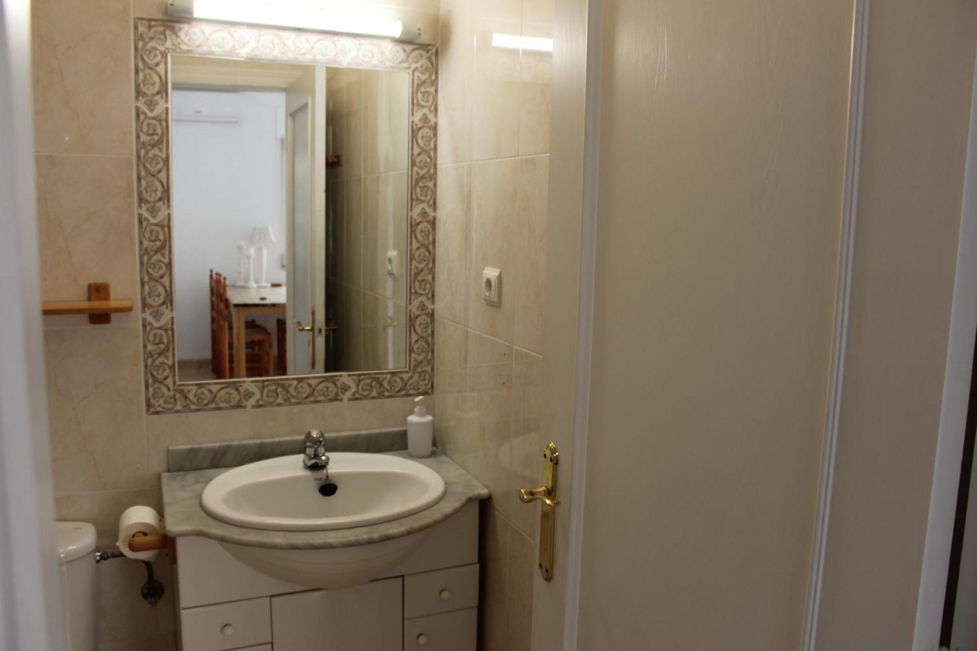 Bungalow With 2 Bedrooms And Roof Terrace In The Center Of La Zenia. Free Wifi. Orihuela Exterior foto